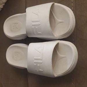 FILA DISRUPTOR WOMEN'S WHITE SANDALS